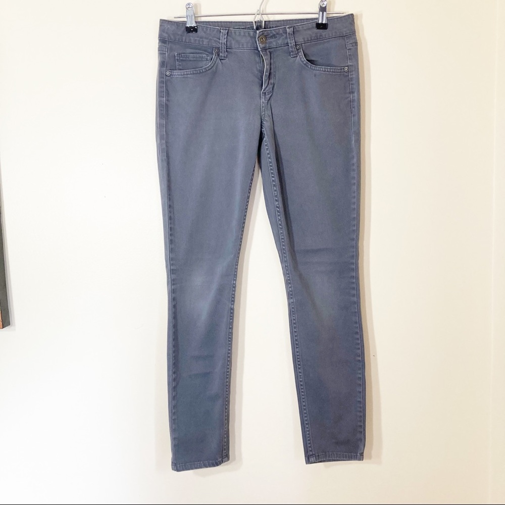 💥Arizona gray skinny jeans size 5!!💥